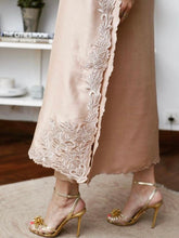 Load image into Gallery viewer, Nude Pink Resham Formal
