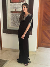 Load image into Gallery viewer, Black Velvet Embellished Kaaftan

